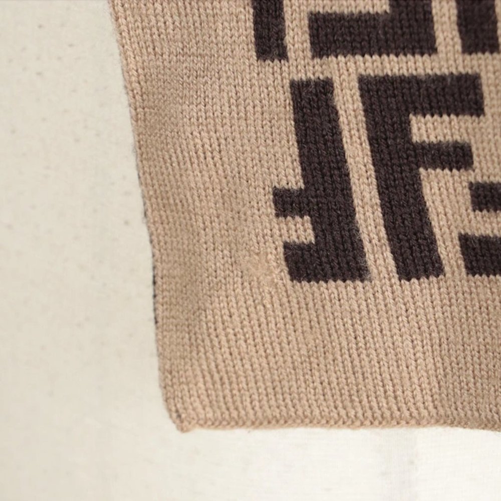 Fendi FF Logo Reversible Wool Intarsia Knit Scarf - Picture 8 of 8